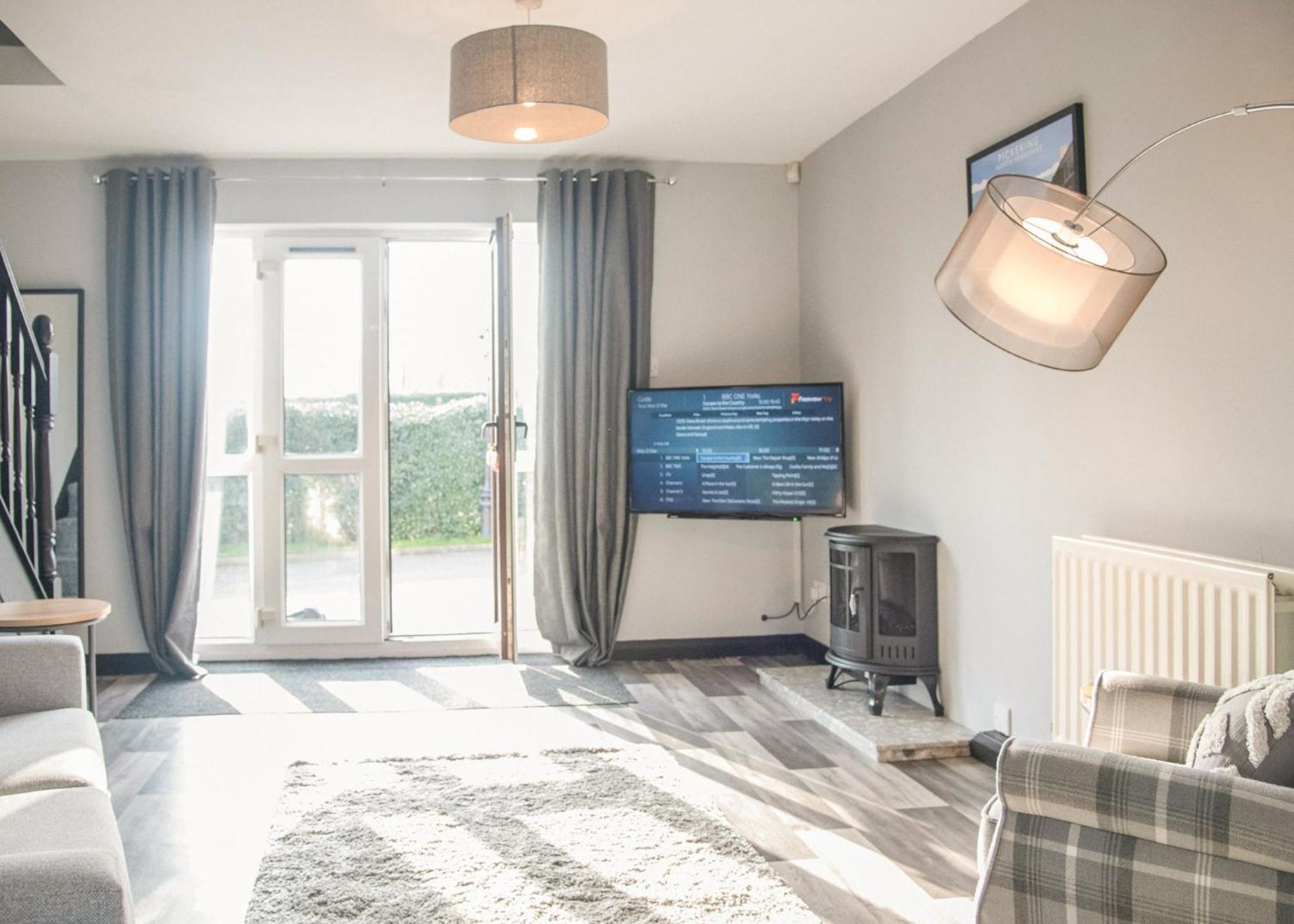 Thormanby White Rose Country Cottages חדר תמונה